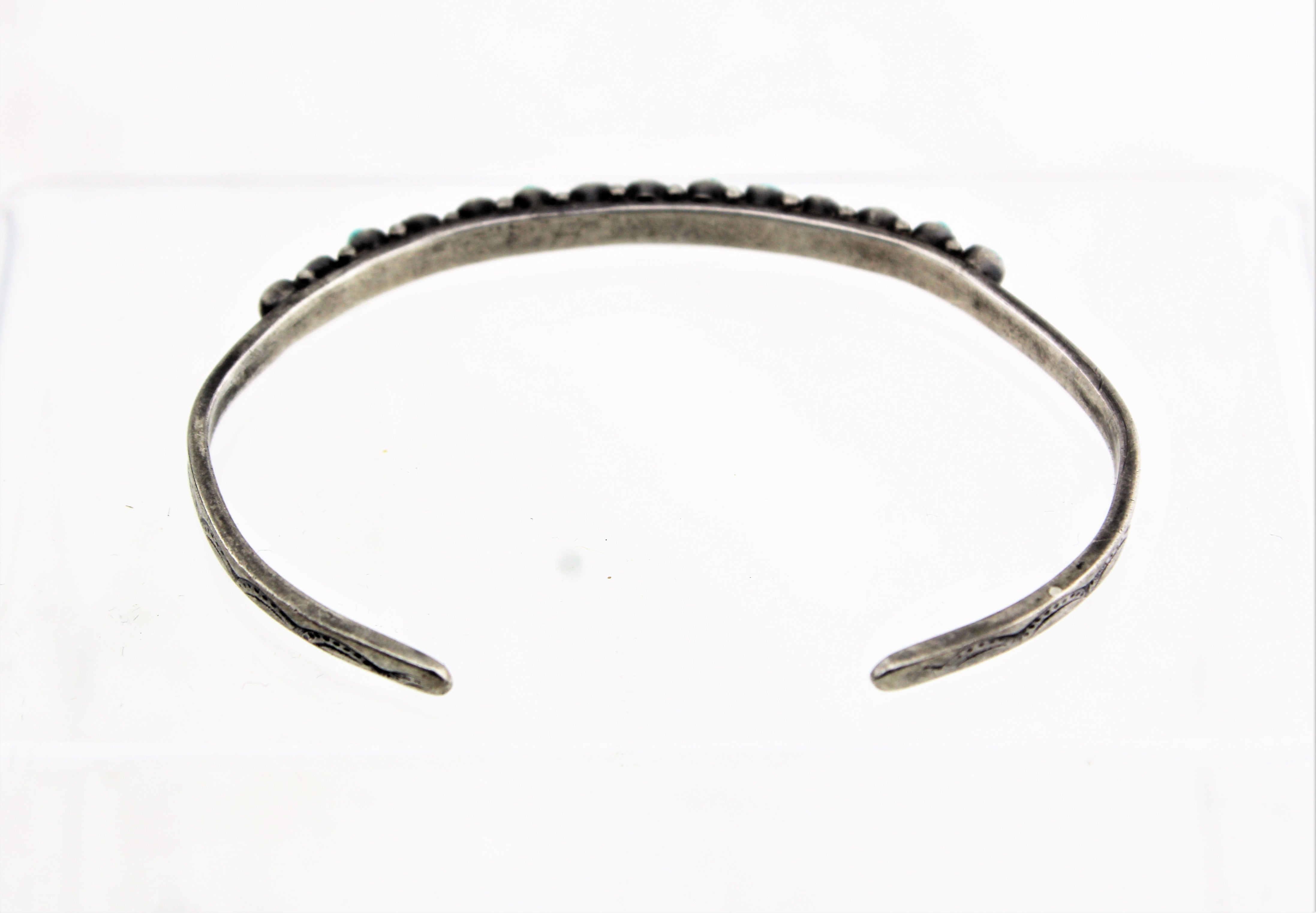 Vintage Zuni Sterling Silver Petit Point Bracelet