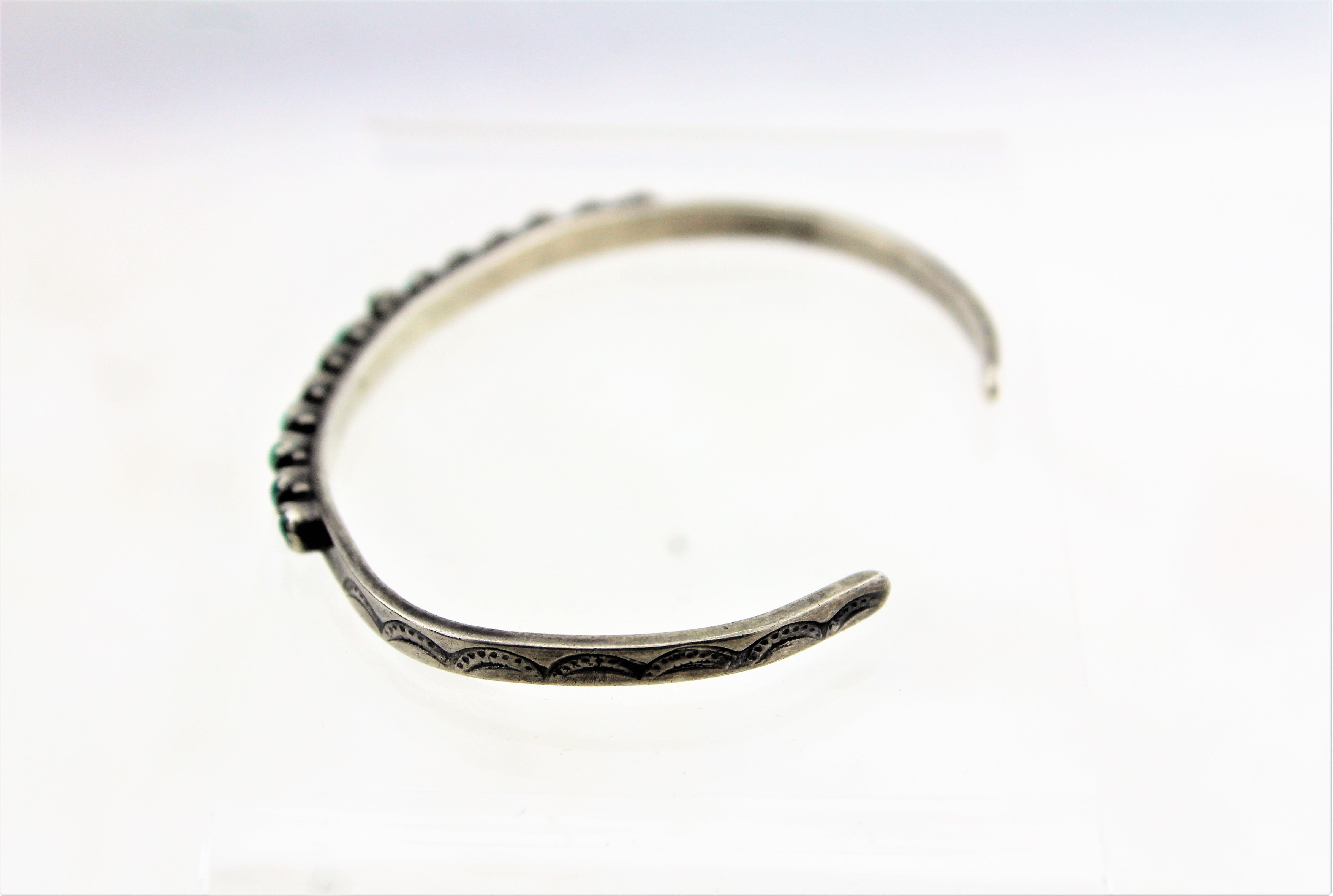 Vintage Zuni Sterling Silver Petit Point Bracelet